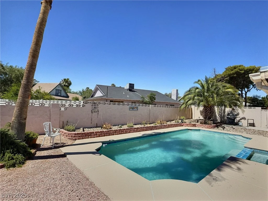 3585 Winner, Las Vegas, NV 89120