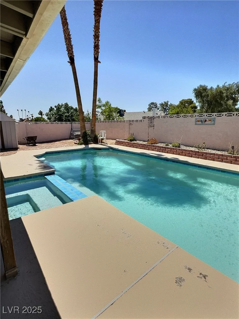 3585 Winner, Las Vegas, NV 89120