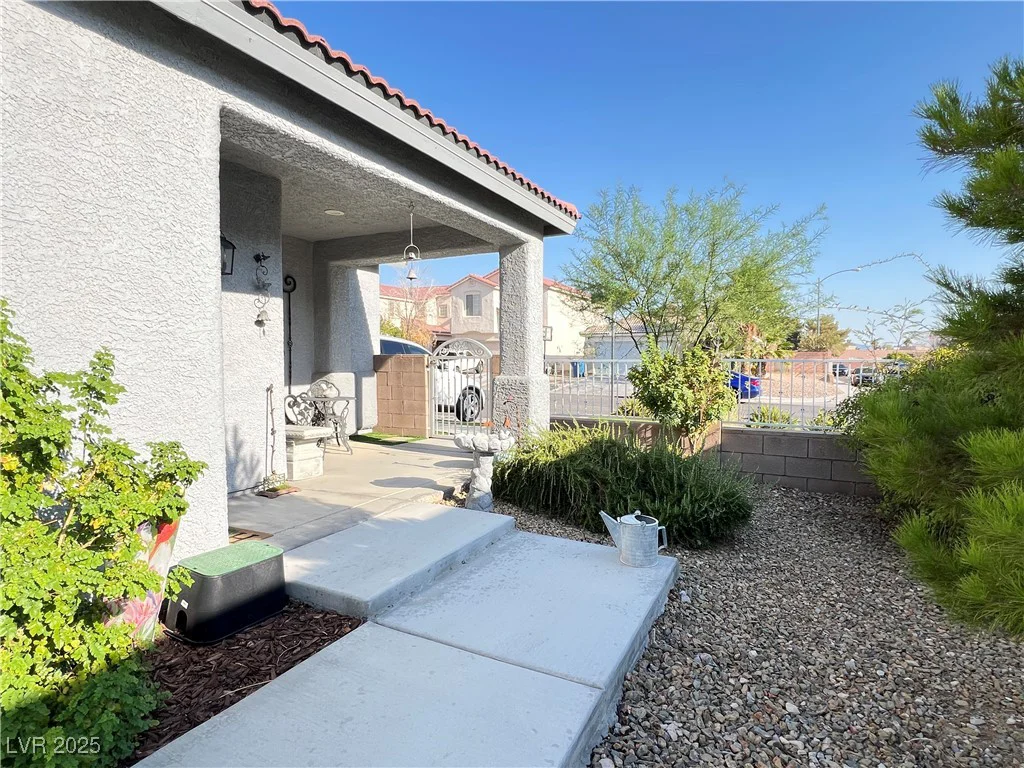 6292 Yucca Valley, Las Vegas, NV 89142