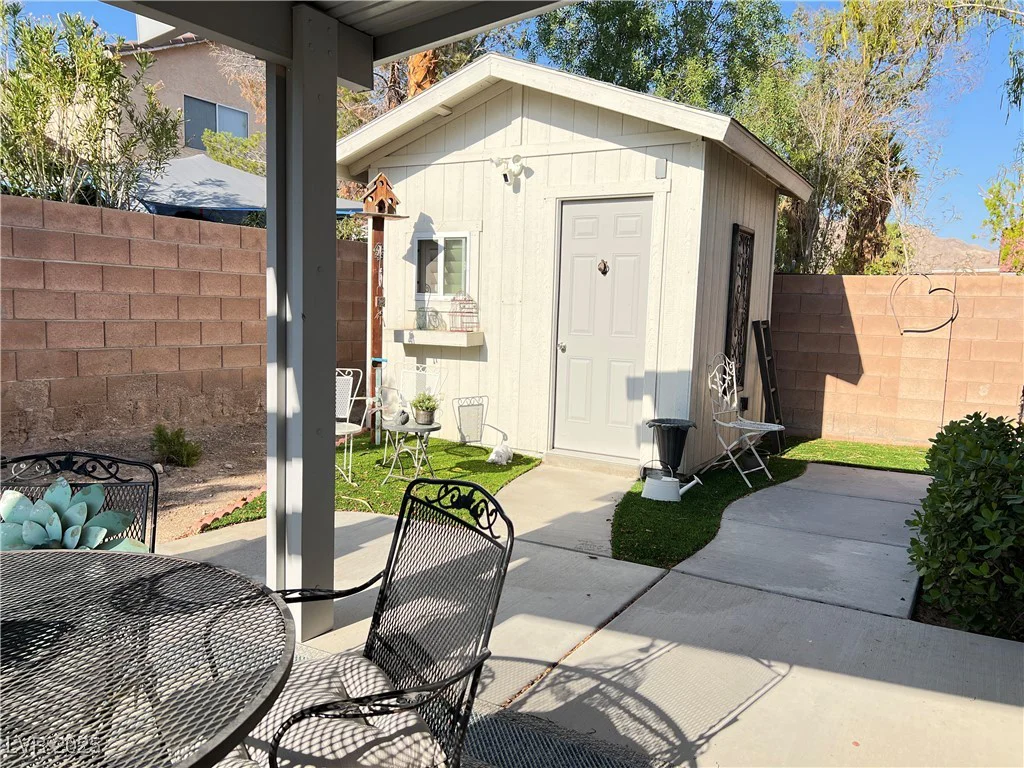6292 Yucca Valley, Las Vegas, NV 89142