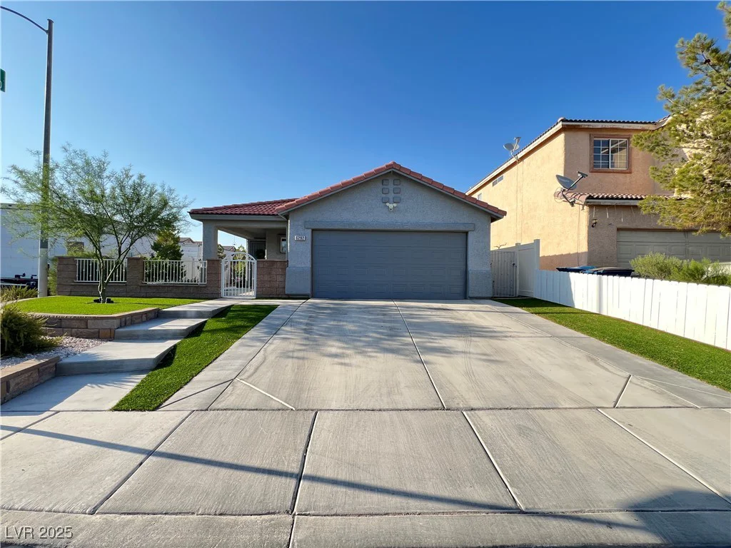 6292 Yucca Valley, Las Vegas, NV 89142