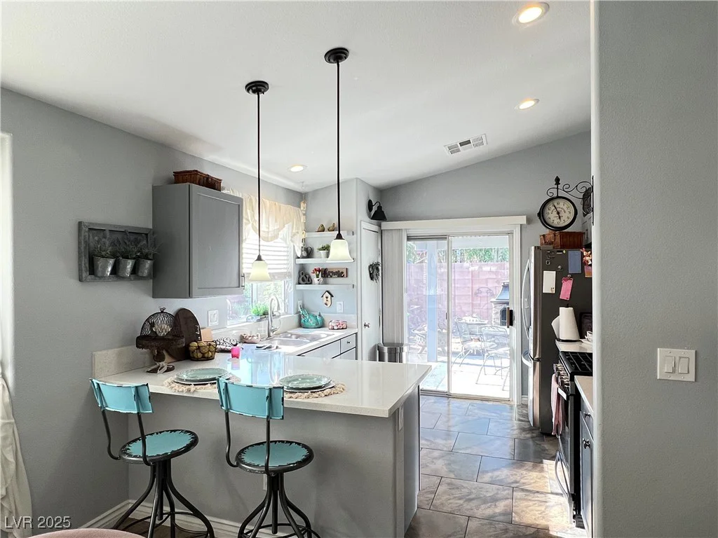 6292 Yucca Valley, Las Vegas, NV 89142