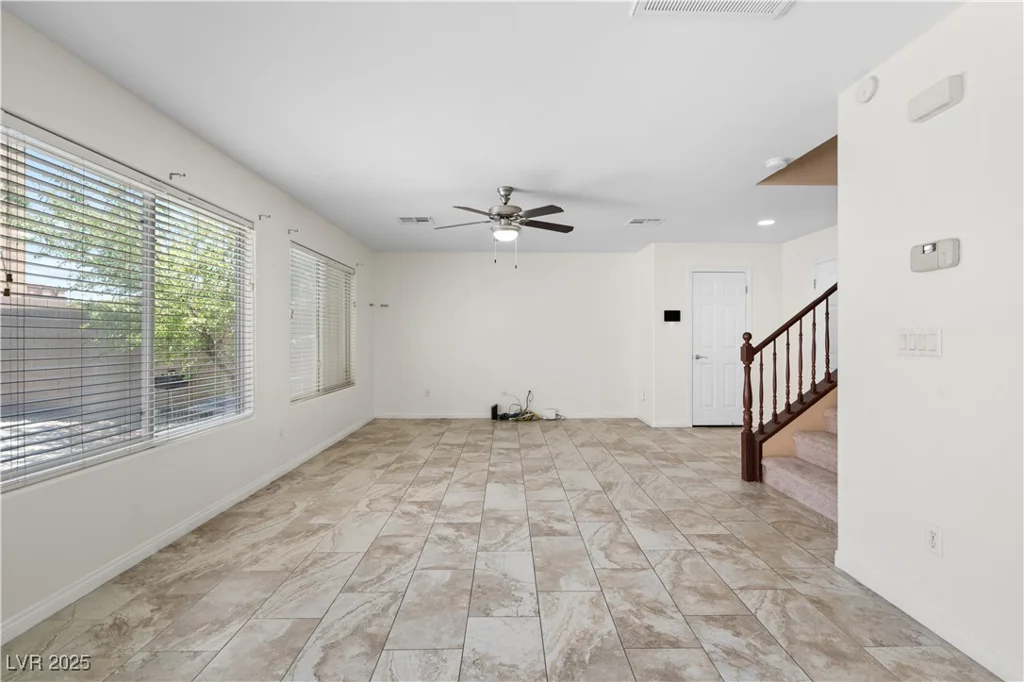 9074 Iron Cactus, Las Vegas, NV 89148
