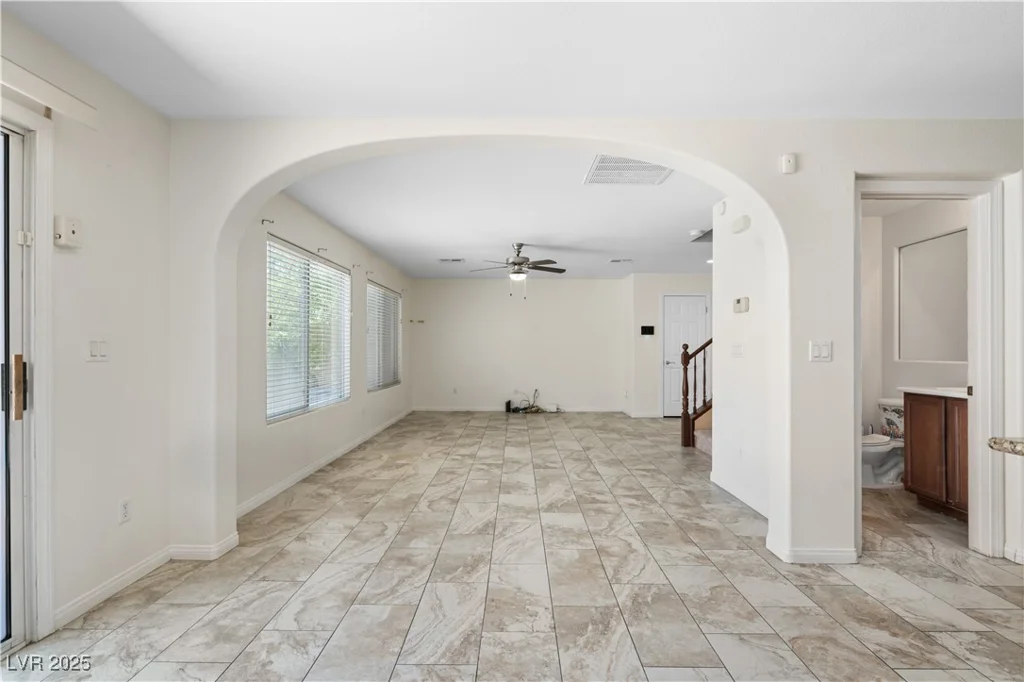 9074 Iron Cactus, Las Vegas, NV 89148