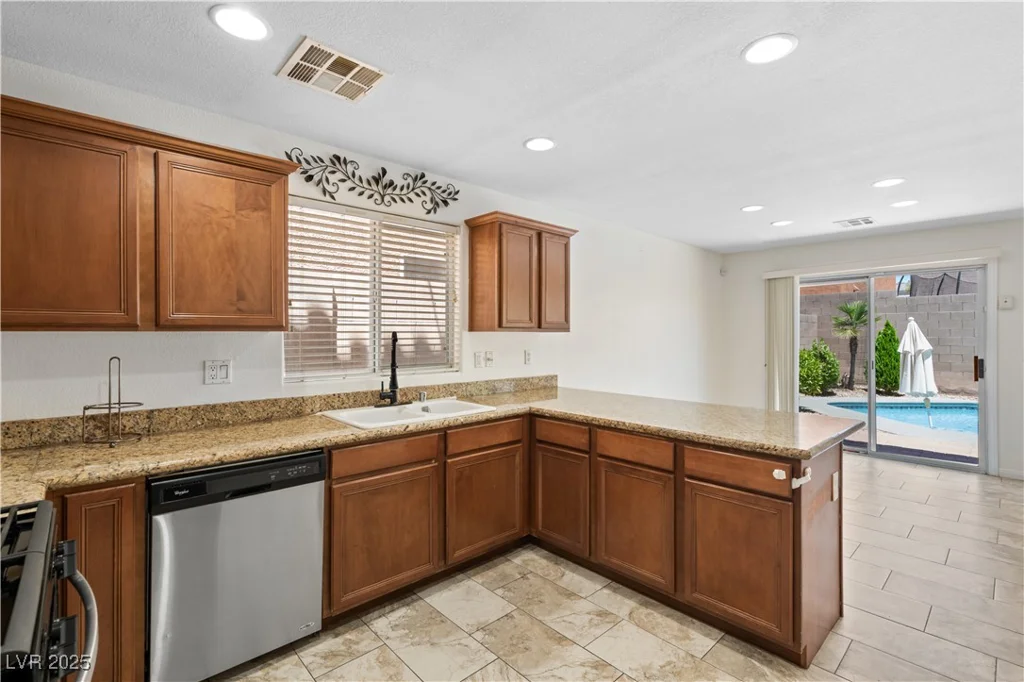 9074 Iron Cactus, Las Vegas, NV 89148