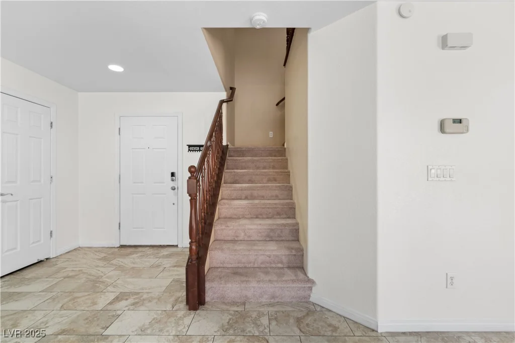 9074 Iron Cactus, Las Vegas, NV 89148