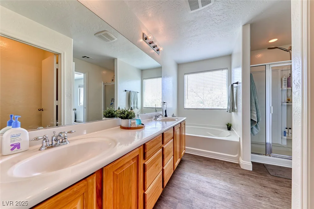 4421 Galapagos, North Las Vegas, NV 89084