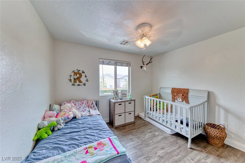 4421 Galapagos, North Las Vegas, NV 89084
