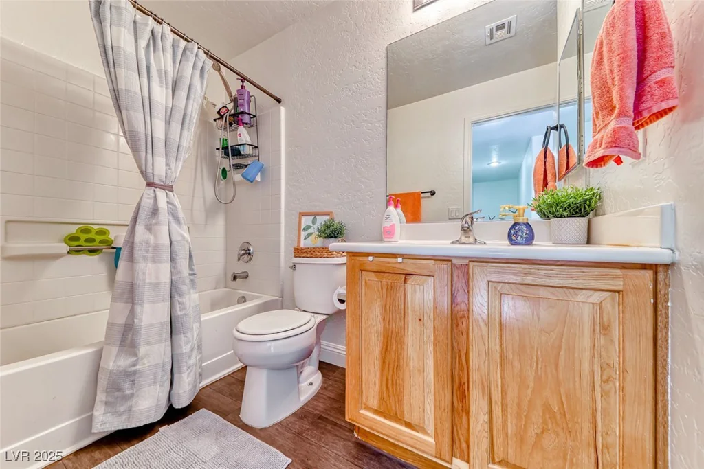 4421 Galapagos, North Las Vegas, NV 89084
