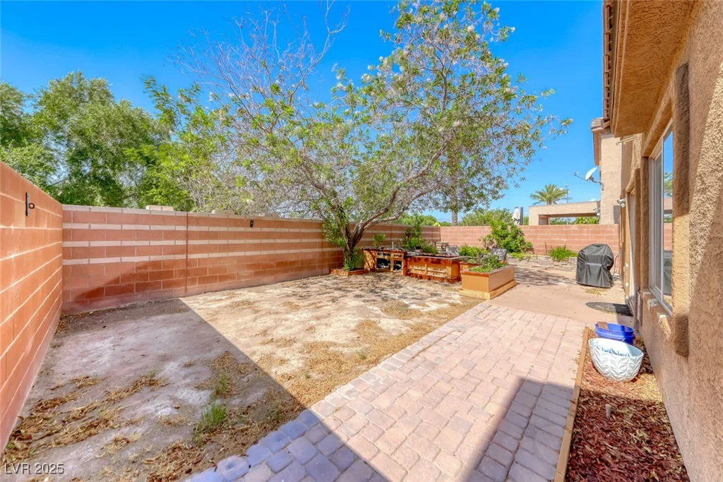 4421 Galapagos, North Las Vegas, NV 89084
