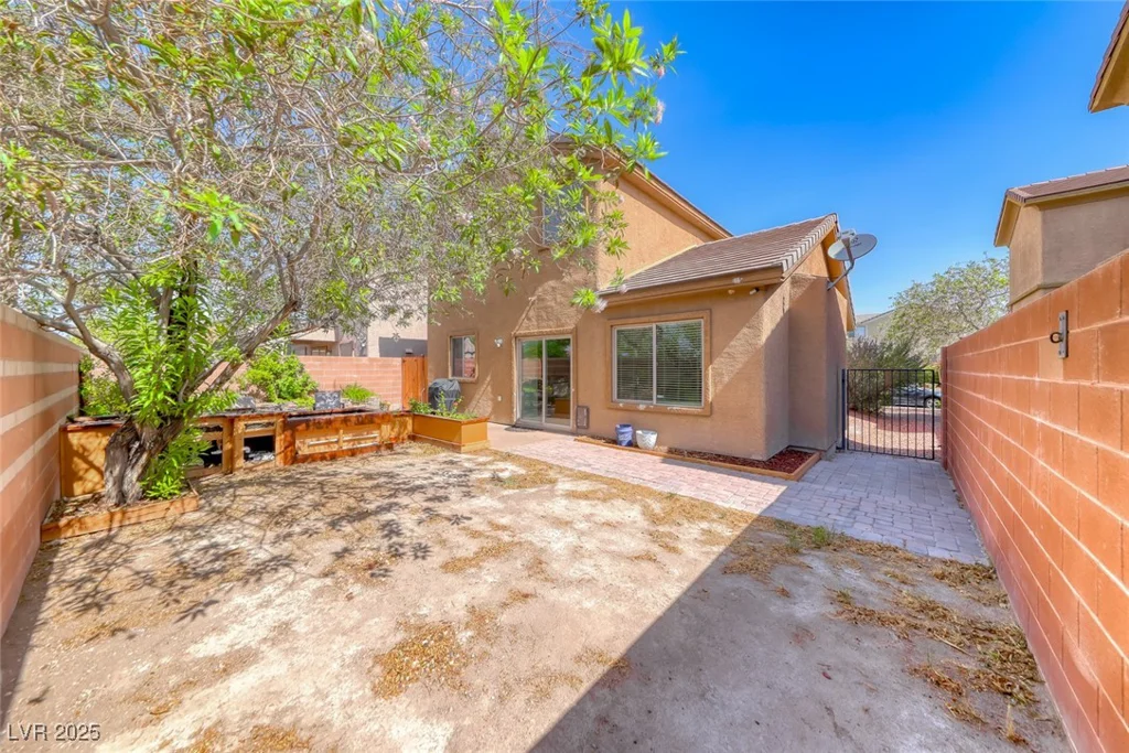 4421 Galapagos, North Las Vegas, NV 89084