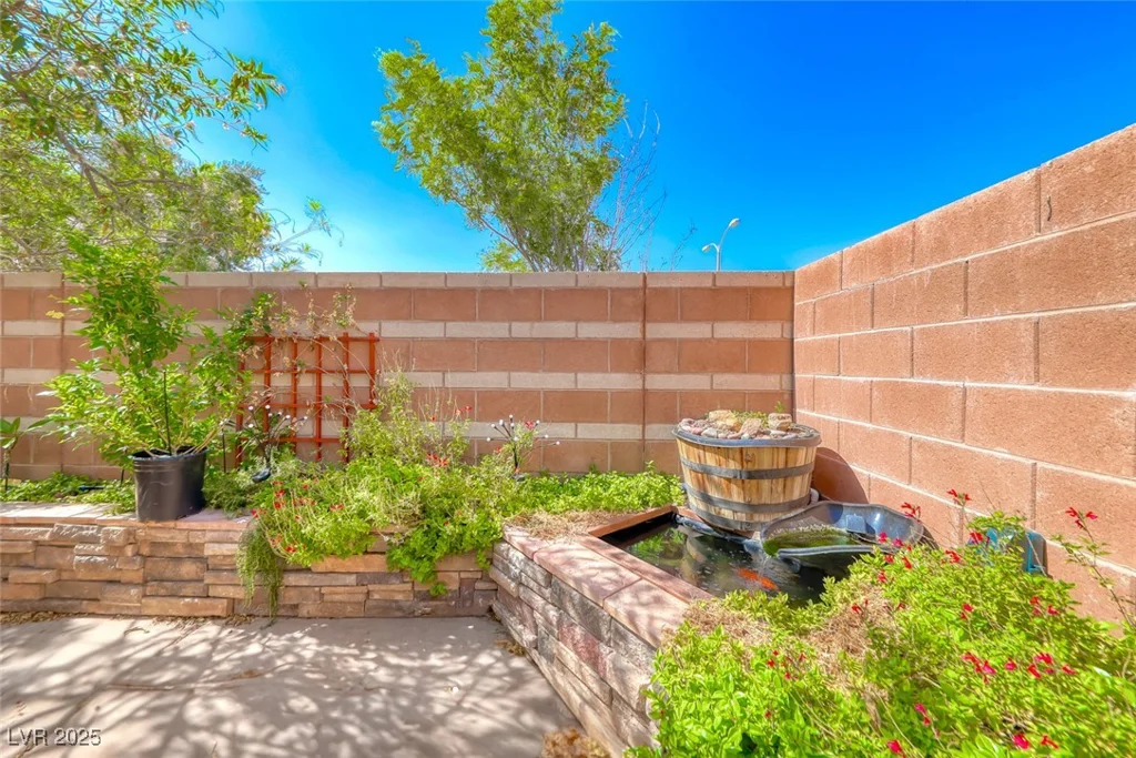 4421 Galapagos, North Las Vegas, NV 89084