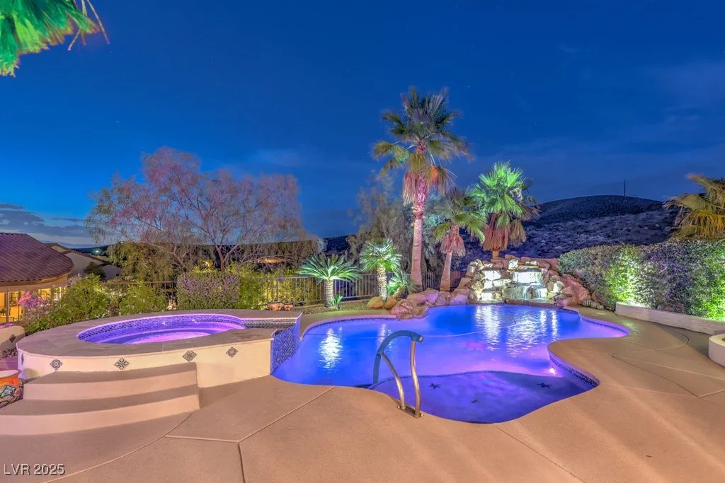 2156 Farmington Bay, Henderson, NV 89044