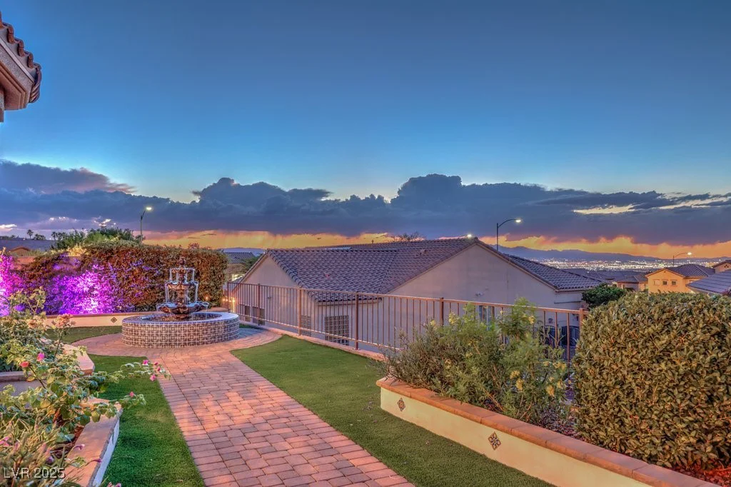 2156 Farmington Bay, Henderson, NV 89044