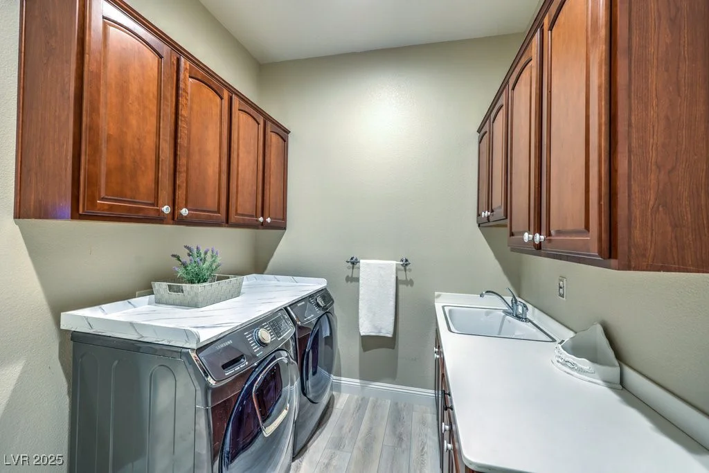 2156 Farmington Bay, Henderson, NV 89044