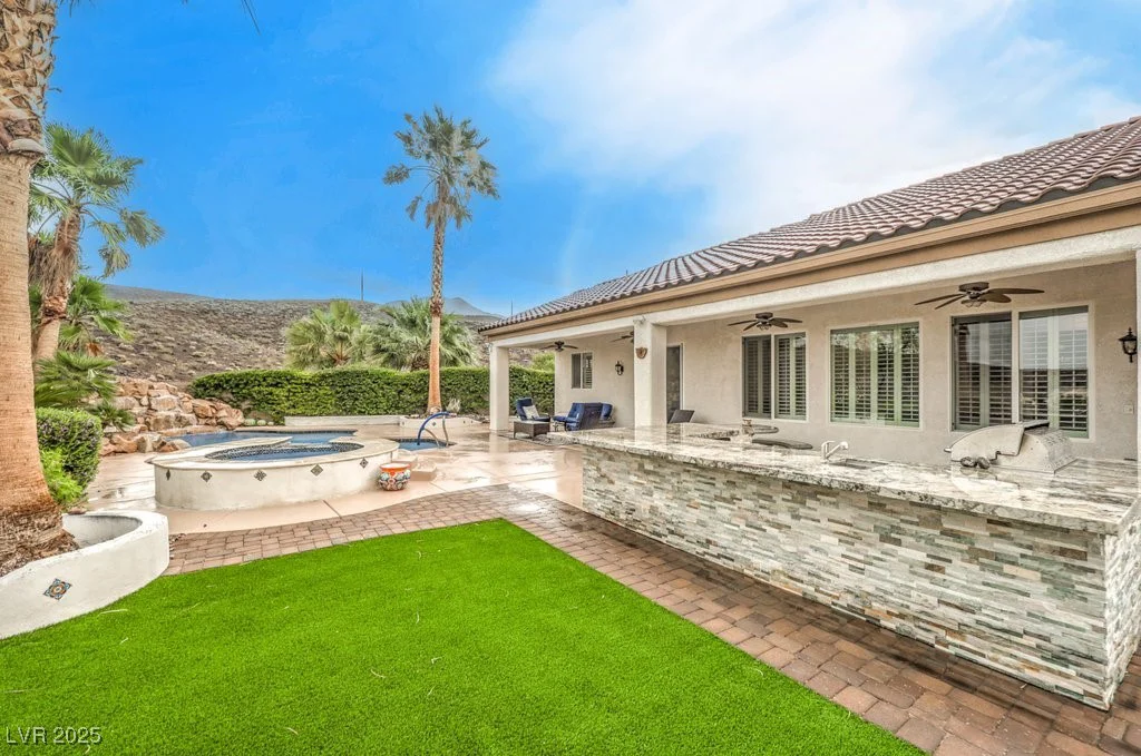 2156 Farmington Bay, Henderson, NV 89044