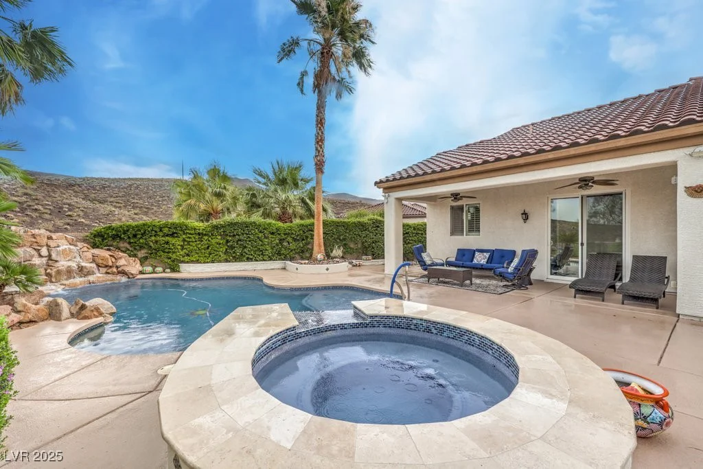 2156 Farmington Bay, Henderson, NV 89044