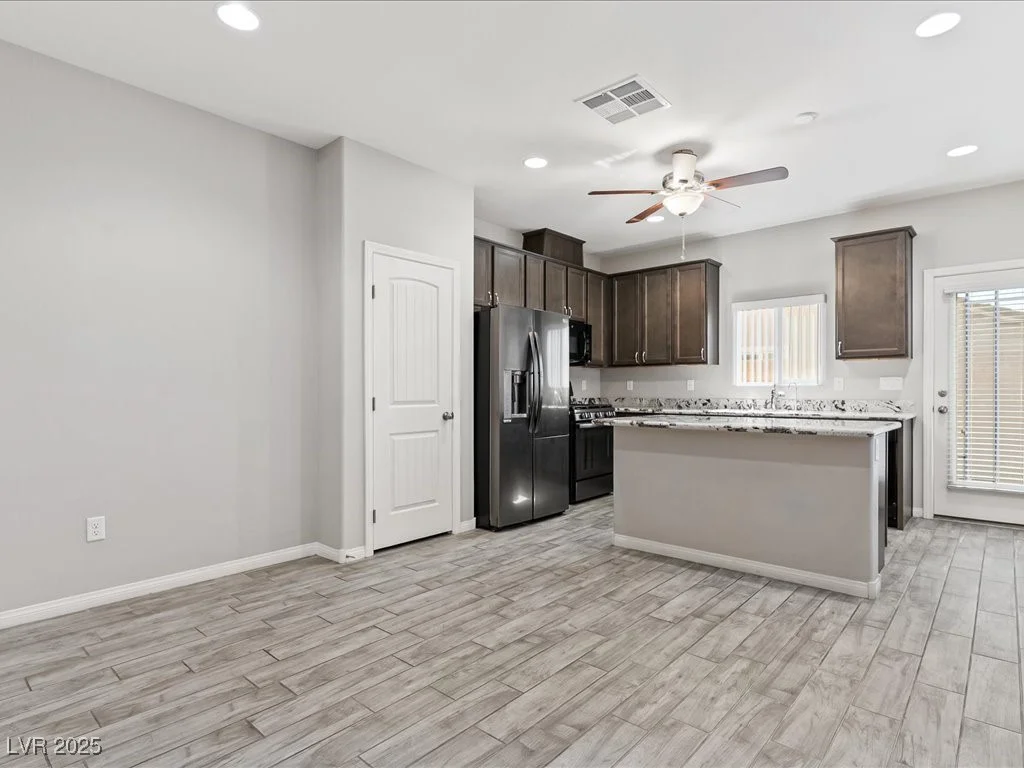11826 Glinda, Las Vegas, NV 89183