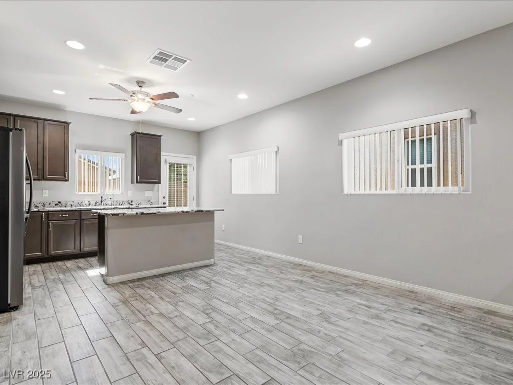 11826 Glinda, Las Vegas, NV 89183