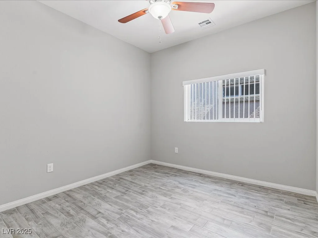 11826 Glinda, Las Vegas, NV 89183