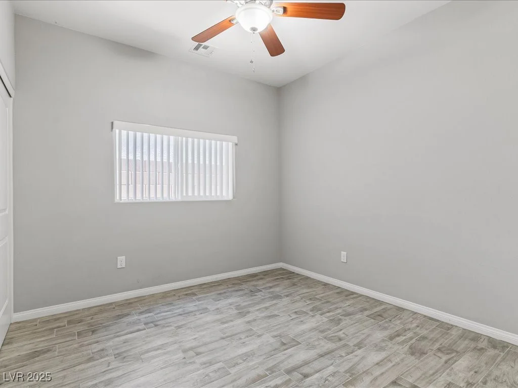 11826 Glinda, Las Vegas, NV 89183