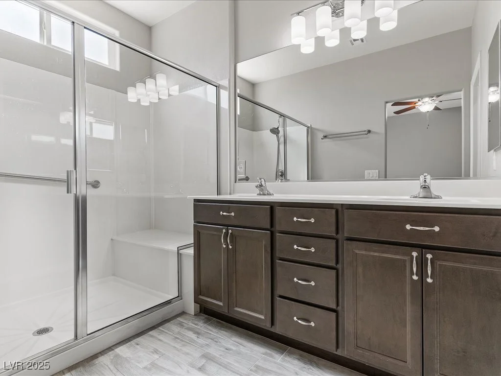 11826 Glinda, Las Vegas, NV 89183