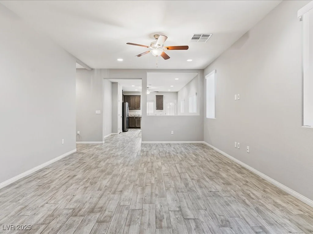 11826 Glinda, Las Vegas, NV 89183