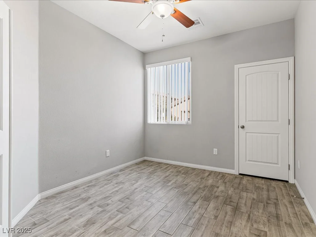 11826 Glinda, Las Vegas, NV 89183