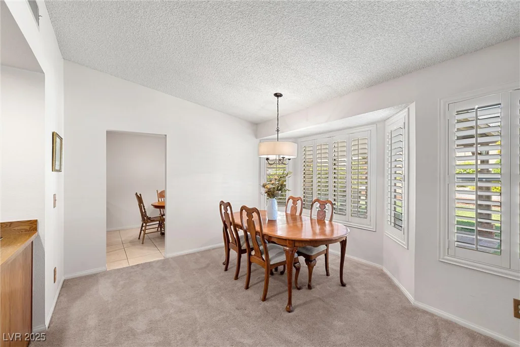 2821 Whispering Wind, Las Vegas, NV 89117