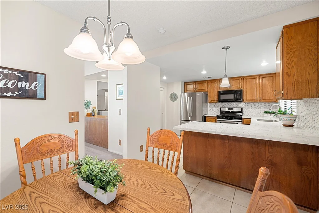 2821 Whispering Wind, Las Vegas, NV 89117