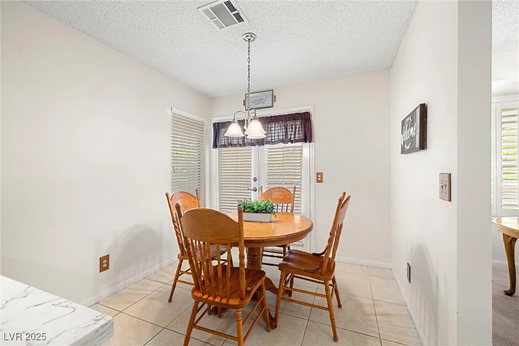 2821 Whispering Wind, Las Vegas, NV 89117
