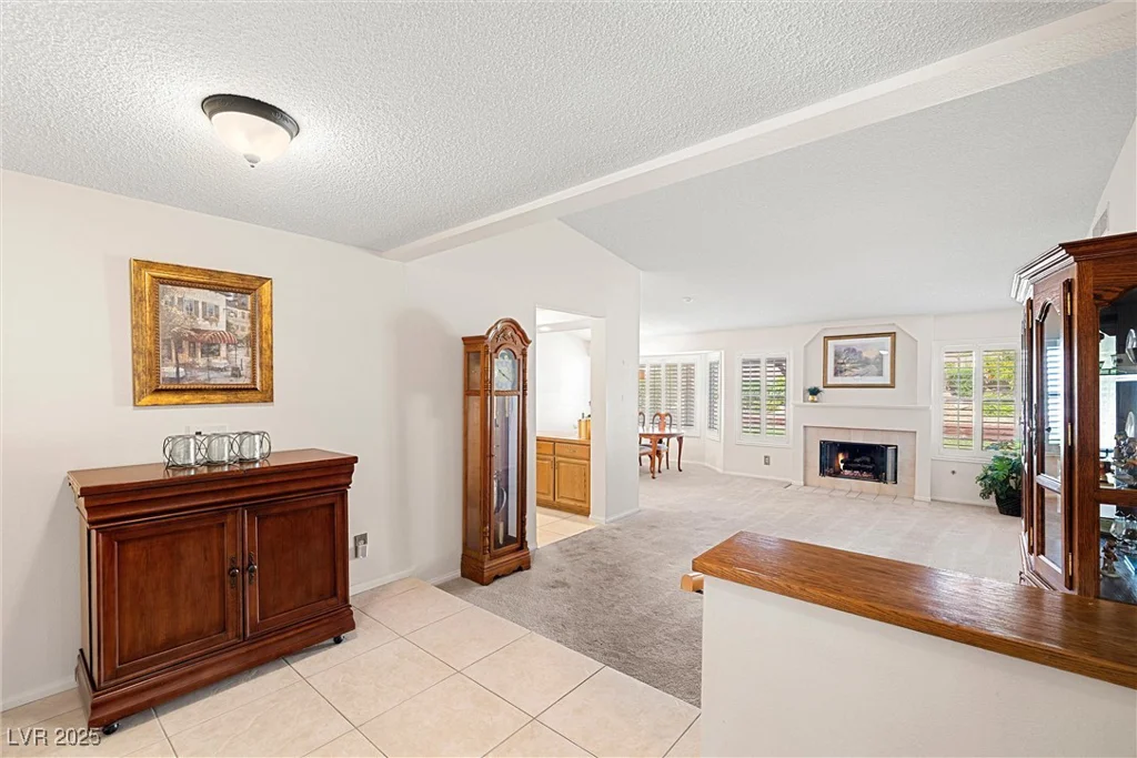 2821 Whispering Wind, Las Vegas, NV 89117