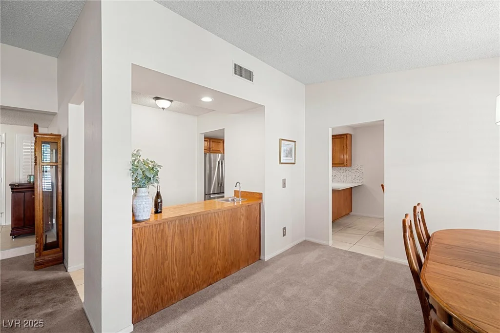 2821 Whispering Wind, Las Vegas, NV 89117