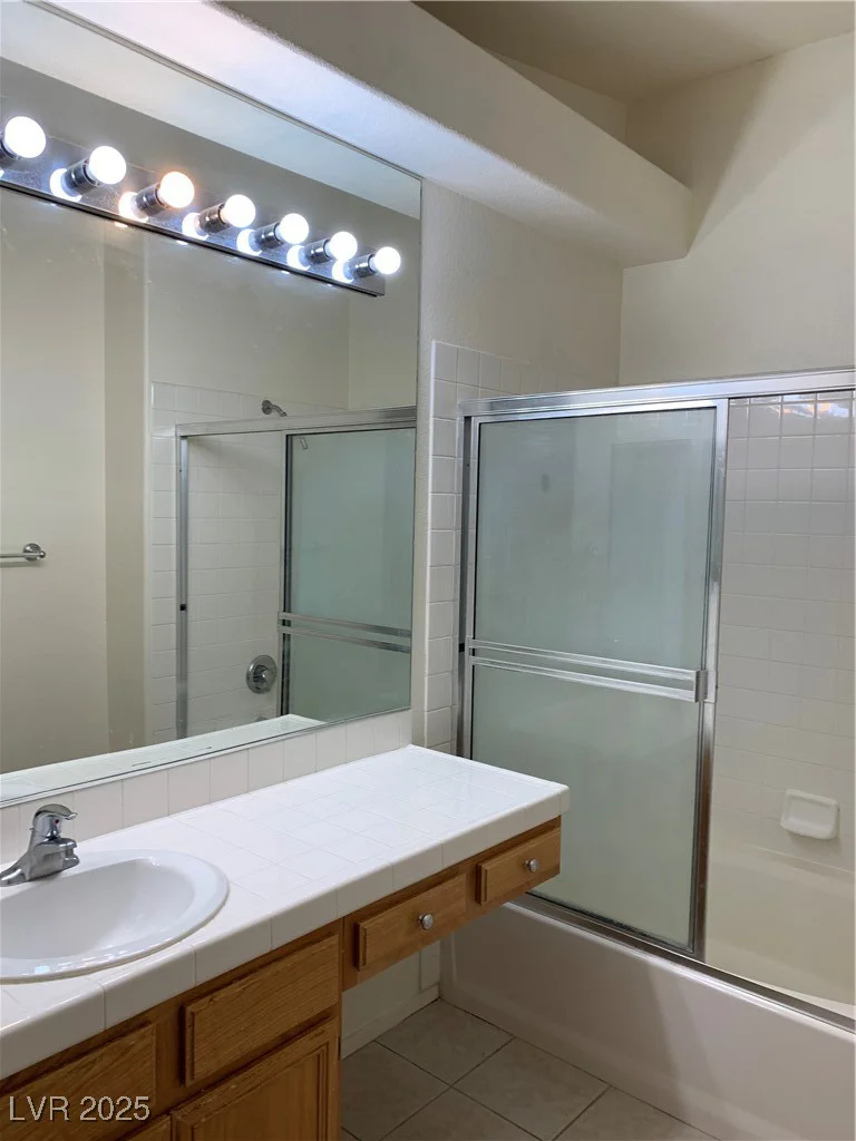 2050 Los Feliz, Las Vegas, NV 89156
