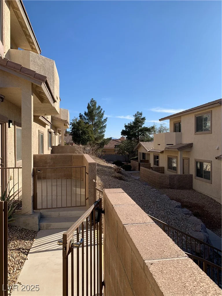 2050 Los Feliz, Las Vegas, NV 89156