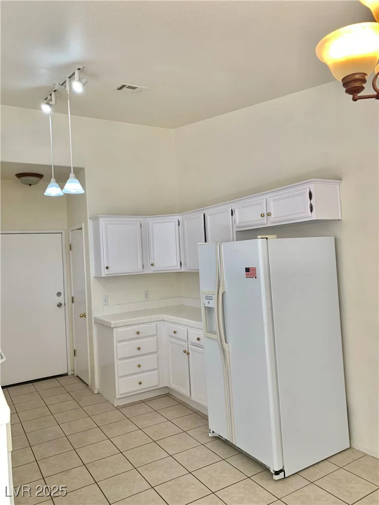 2050 Los Feliz, Las Vegas, NV 89156