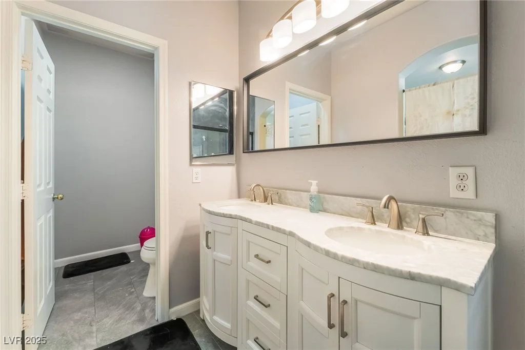 2354 Buffalo Run, Las Vegas, NV 89123