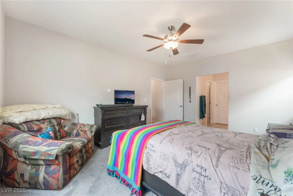 7910 Shimmery, North Las Vegas, NV 89084