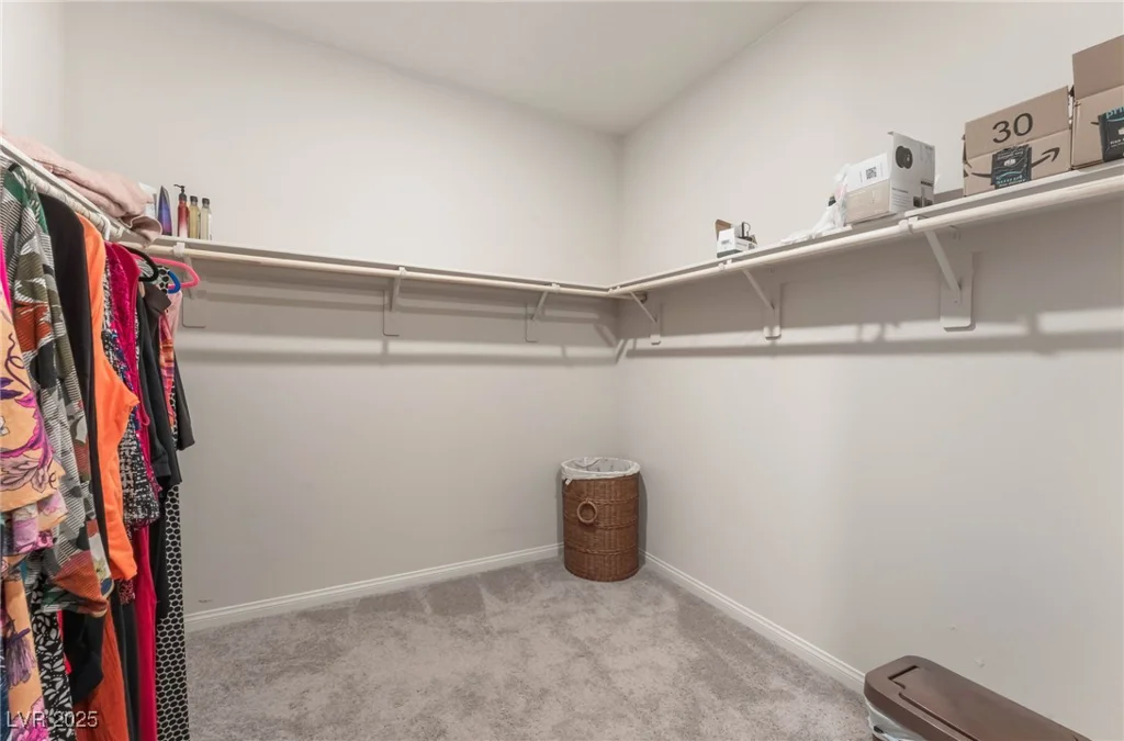 7910 Shimmery, North Las Vegas, NV 89084