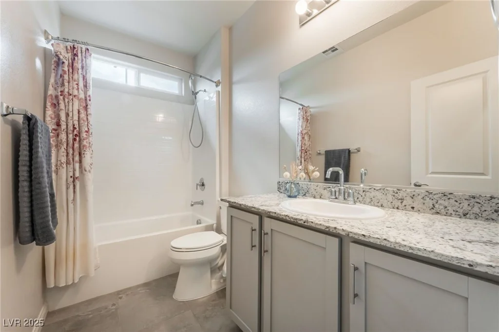 7910 Shimmery, North Las Vegas, NV 89084