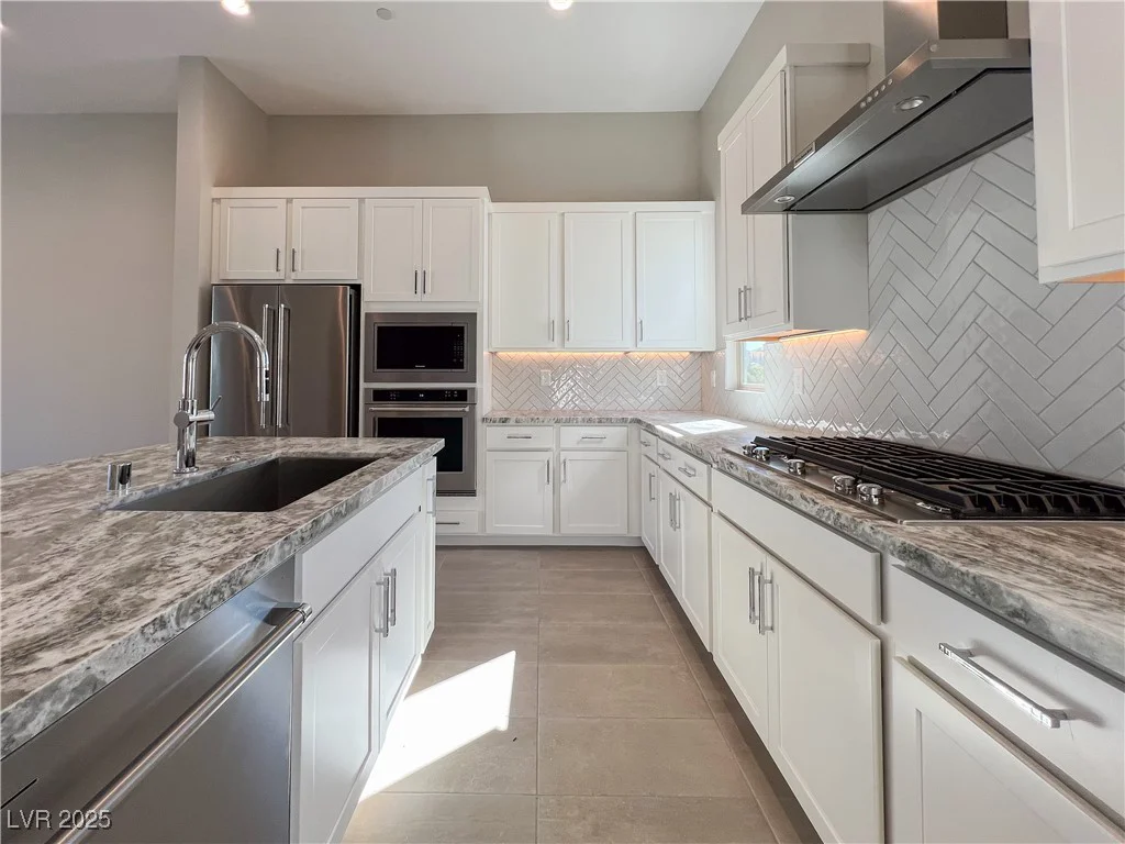 650 Agate Bridge, Las Vegas, NV 89138