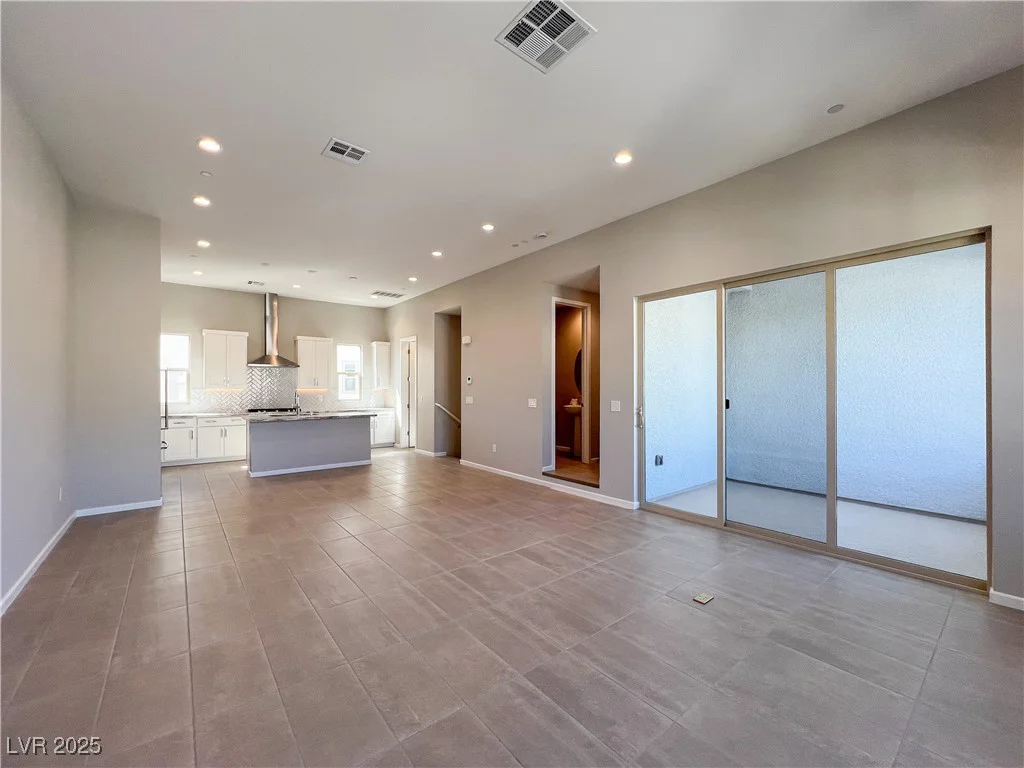 650 Agate Bridge, Las Vegas, NV 89138