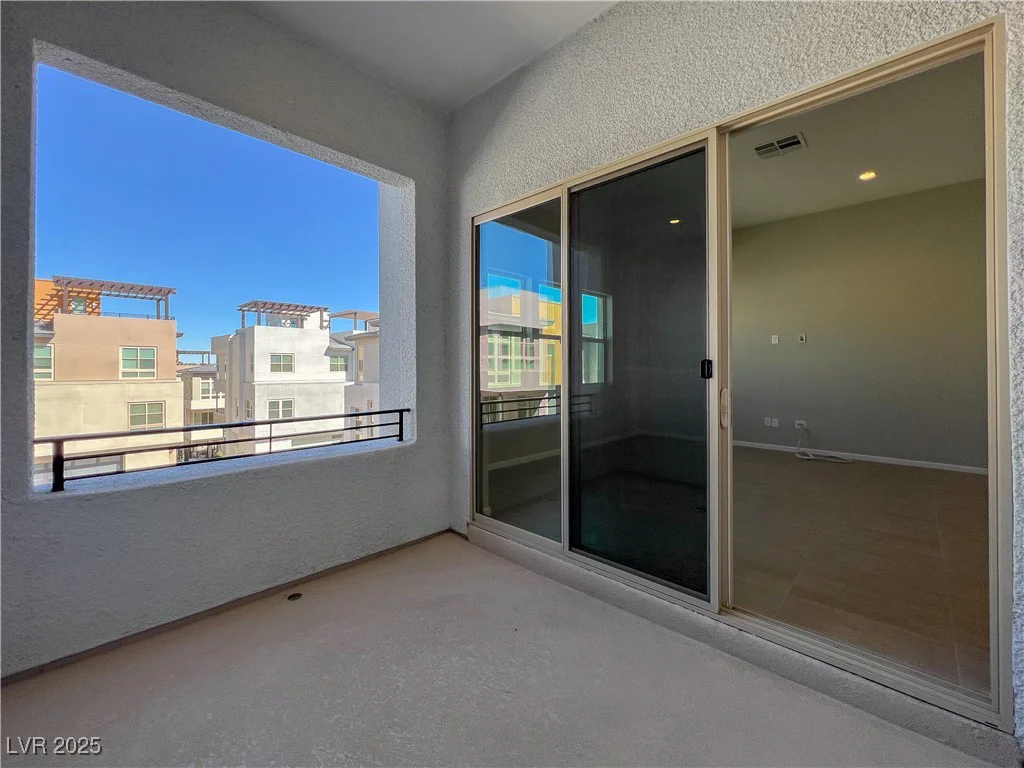 650 Agate Bridge, Las Vegas, NV 89138