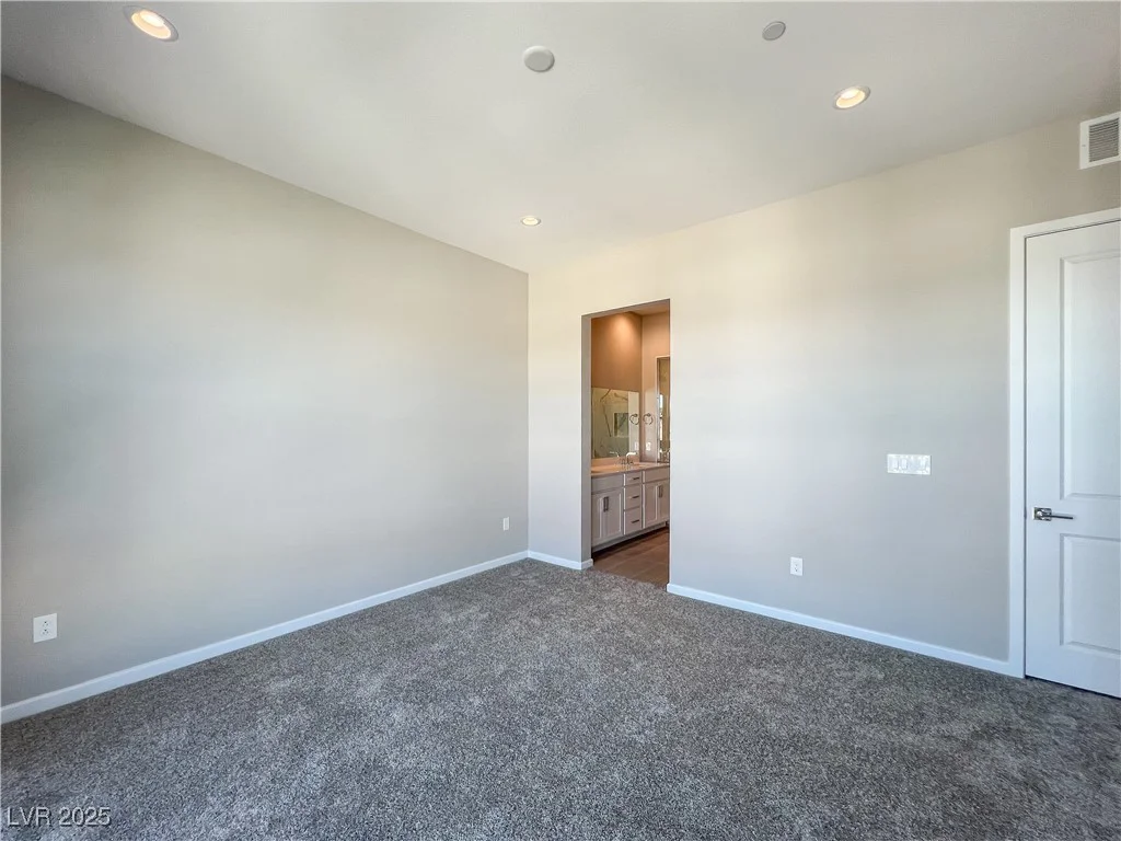 650 Agate Bridge, Las Vegas, NV 89138