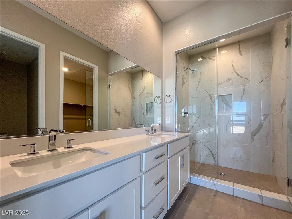 650 Agate Bridge, Las Vegas, NV 89138