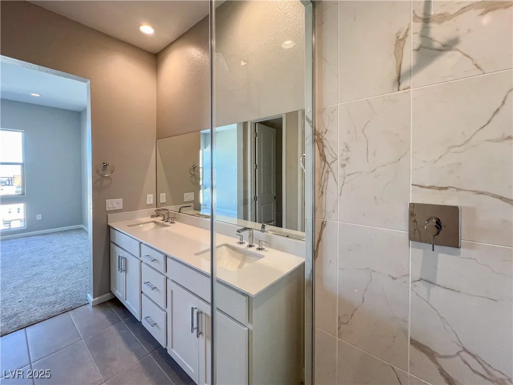 650 Agate Bridge, Las Vegas, NV 89138