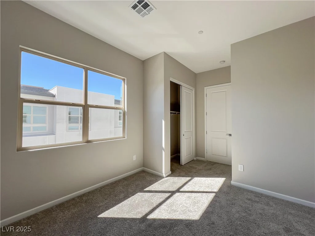 650 Agate Bridge, Las Vegas, NV 89138