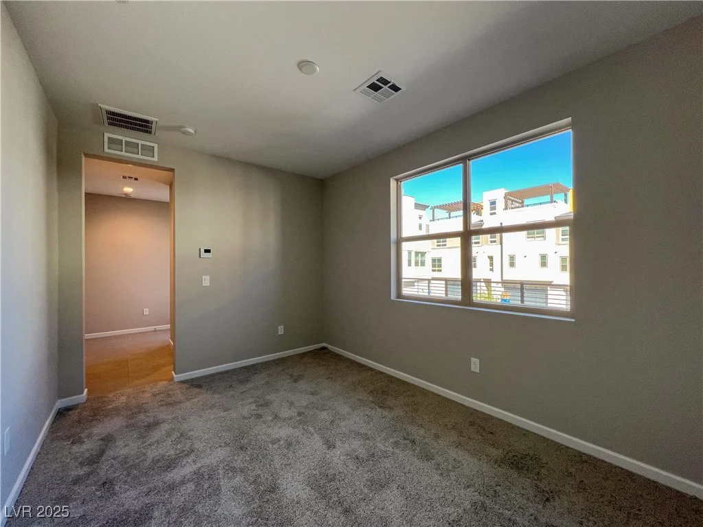 650 Agate Bridge, Las Vegas, NV 89138