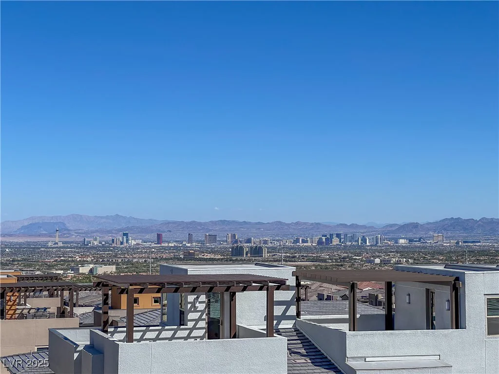 650 Agate Bridge, Las Vegas, NV 89138