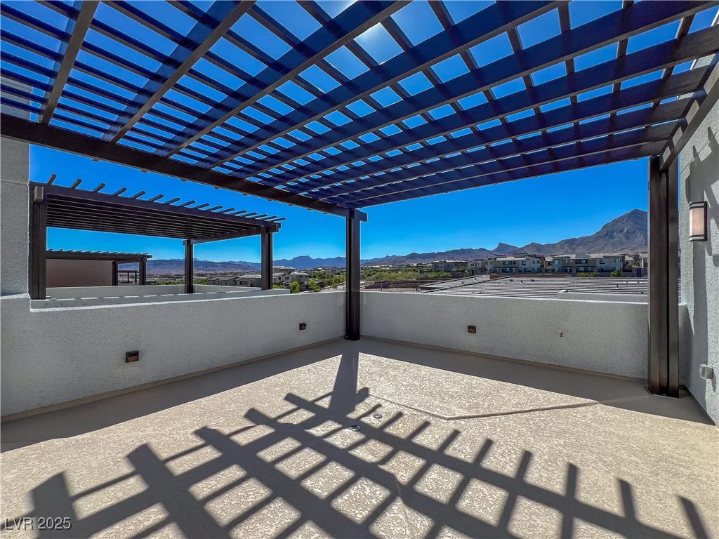 650 Agate Bridge, Las Vegas, NV 89138